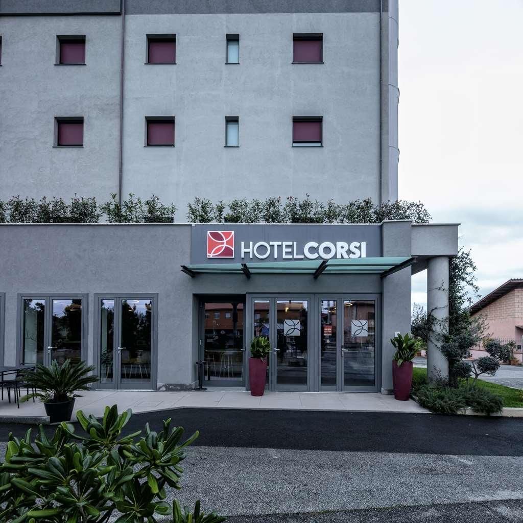 Best Western Hotel Corsi Torrimpietra Ngoại thất bức ảnh