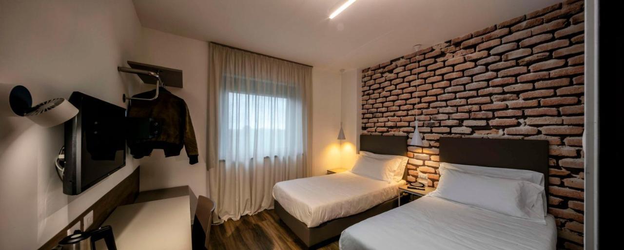 Best Western Hotel Corsi Torrimpietra Ngoại thất bức ảnh